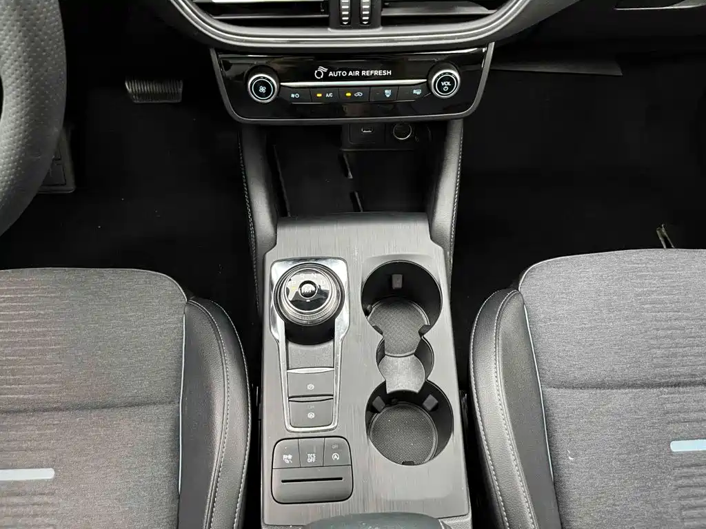 Ford Focus Active — миниатюра 5