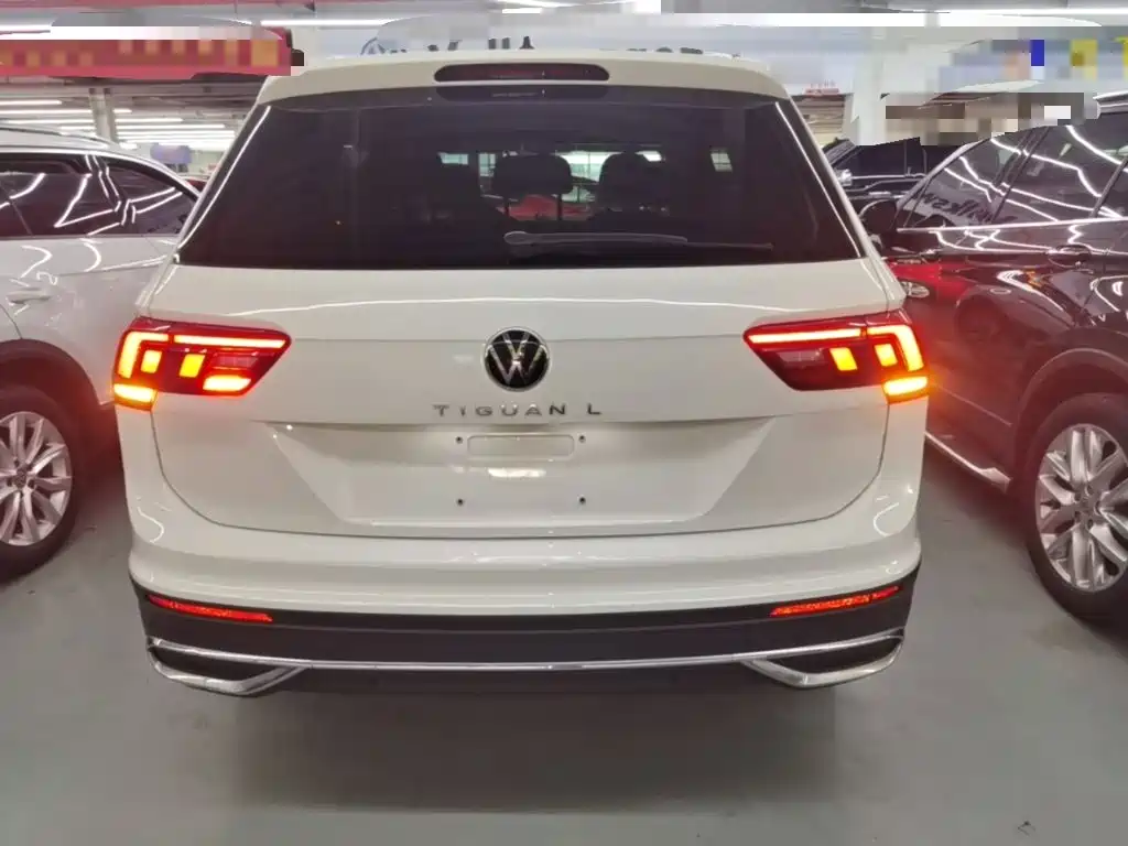 Volkswagen Tiguan L — миниатюра 6