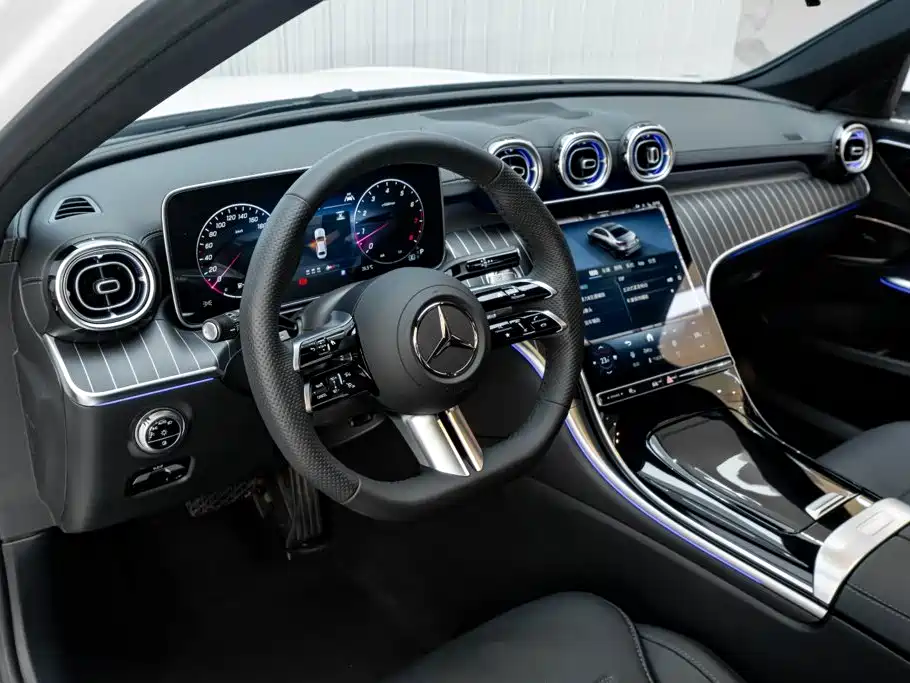 Mercedes-Benz C-Class — миниатюра 23