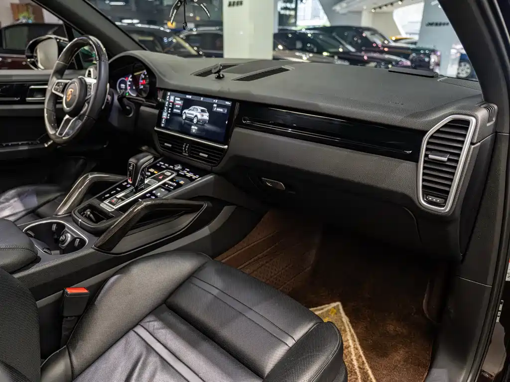 Porsche Cayenne 2018 Cayenne 3.0T