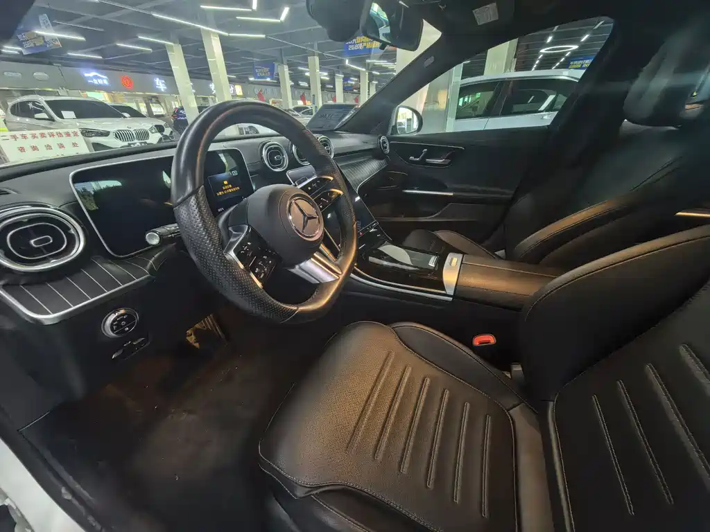 Mercedes-Benz C-Class — миниатюра 10