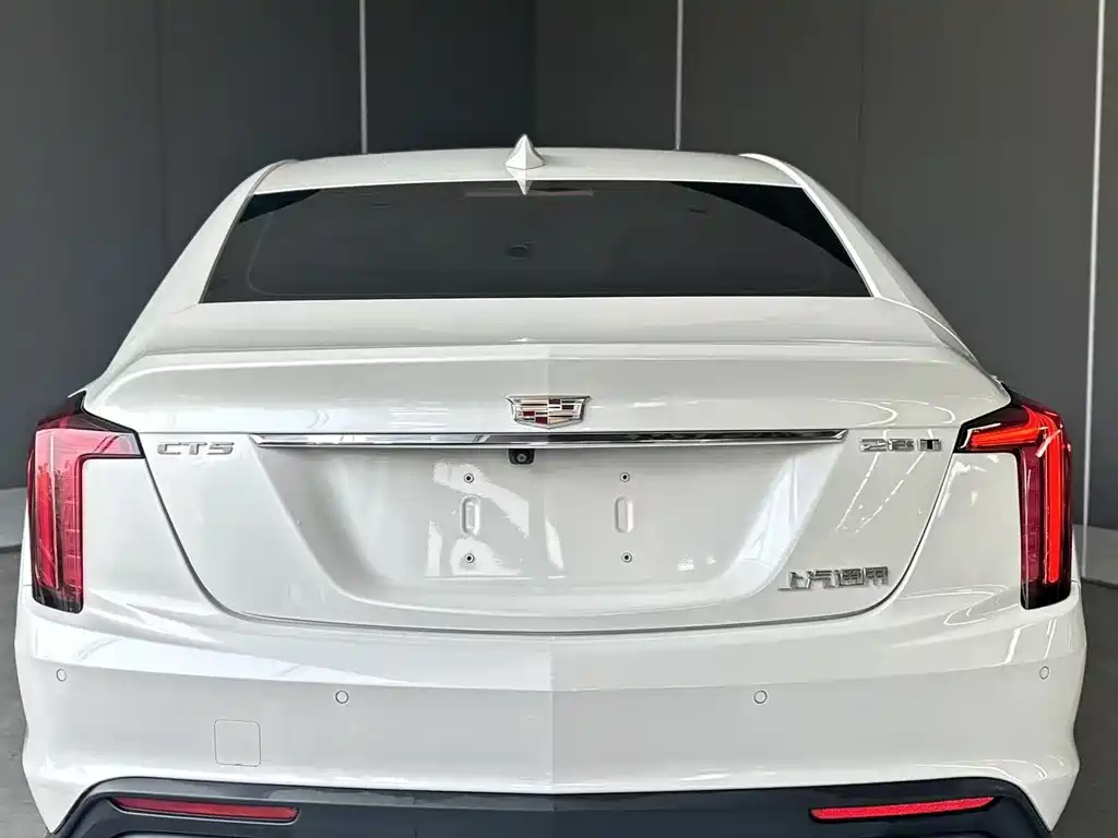 Cadillac CT5 2023 28T Luxury （ Standard ）
