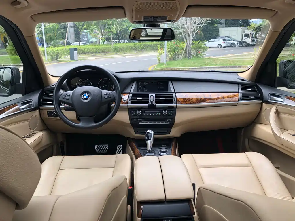 BMW X5 (Import) — миниатюра 9