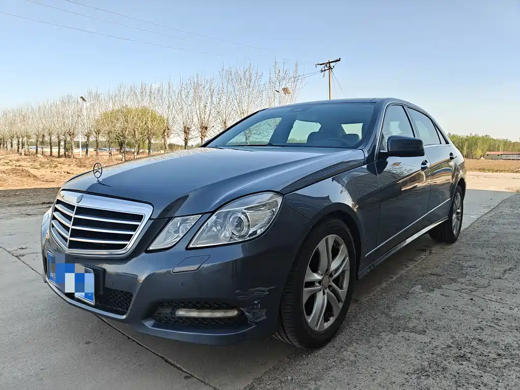 Mercedes-Benz E-Class 2012