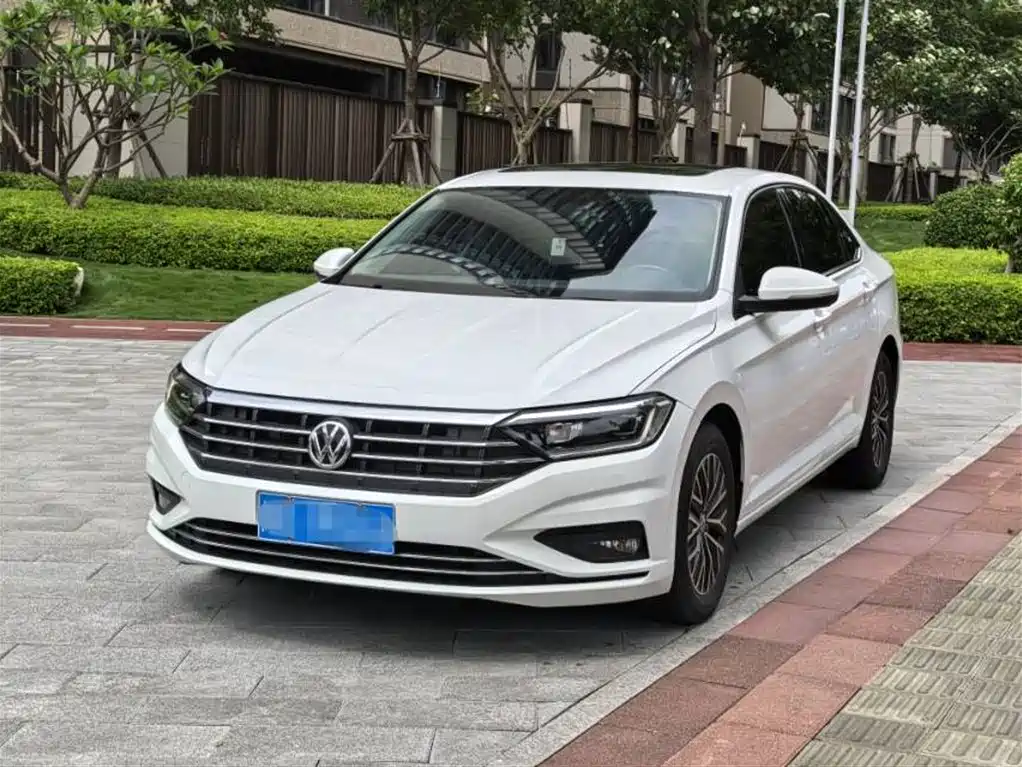 Volkswagen Sagitar 2019