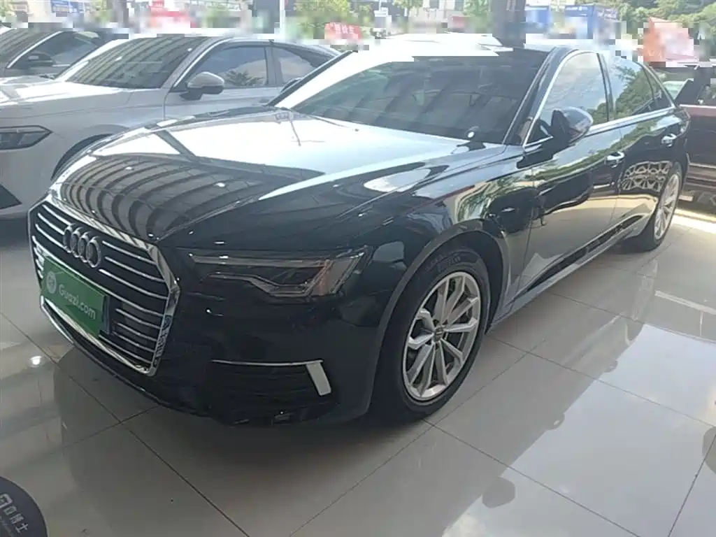 Audi A6L 2022