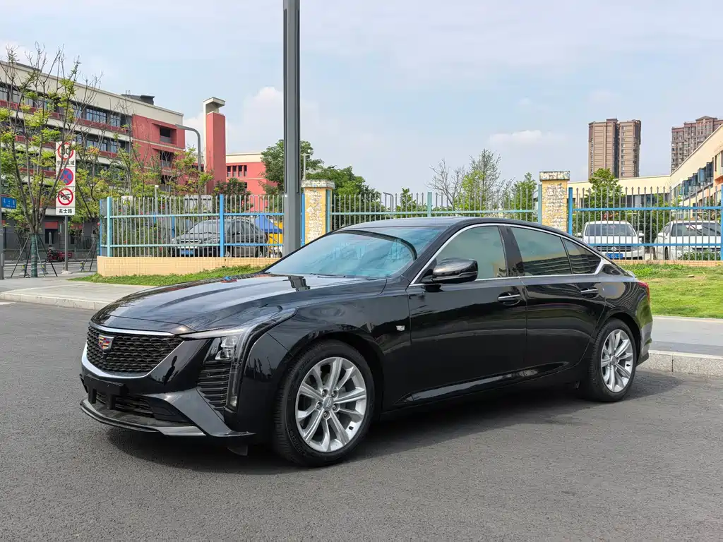 Cadillac CT5 2025