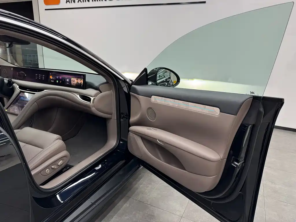 ZHIJI AUTOMOBILE ZHIJI L6