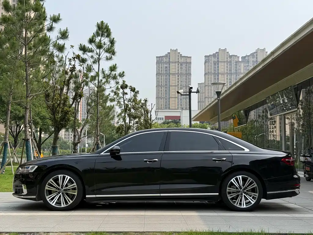 Audi A8 — фотографии объявления, Фото 18
