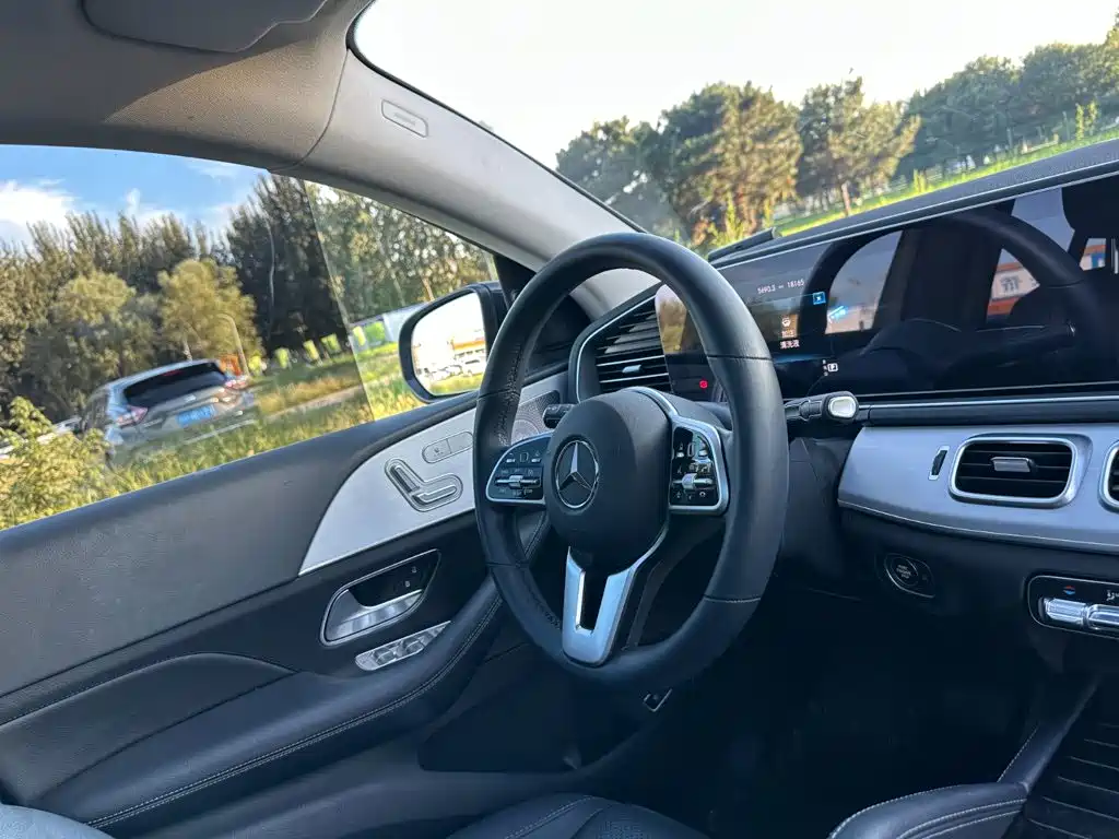 Mercedes-Benz GLE Coupe — миниатюра 17