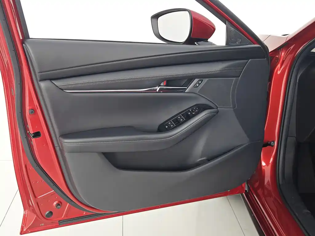 Mazda 3 Axela — миниатюра 26