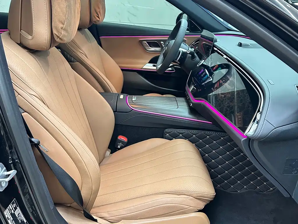 Mercedes-Benz E-Class — миниатюра 10