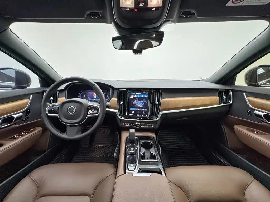 Volvo S90 PHEV — миниатюра 16