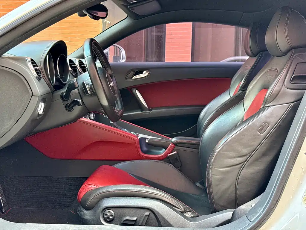 Audi TTS — миниатюра 8