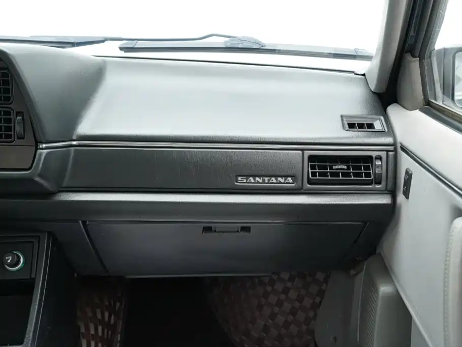 Volkswagen Santana Classic — миниатюра 19