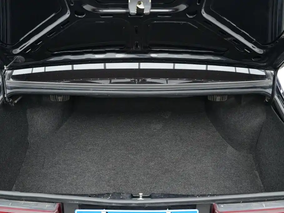 Volkswagen Santana Classic — миниатюра 26