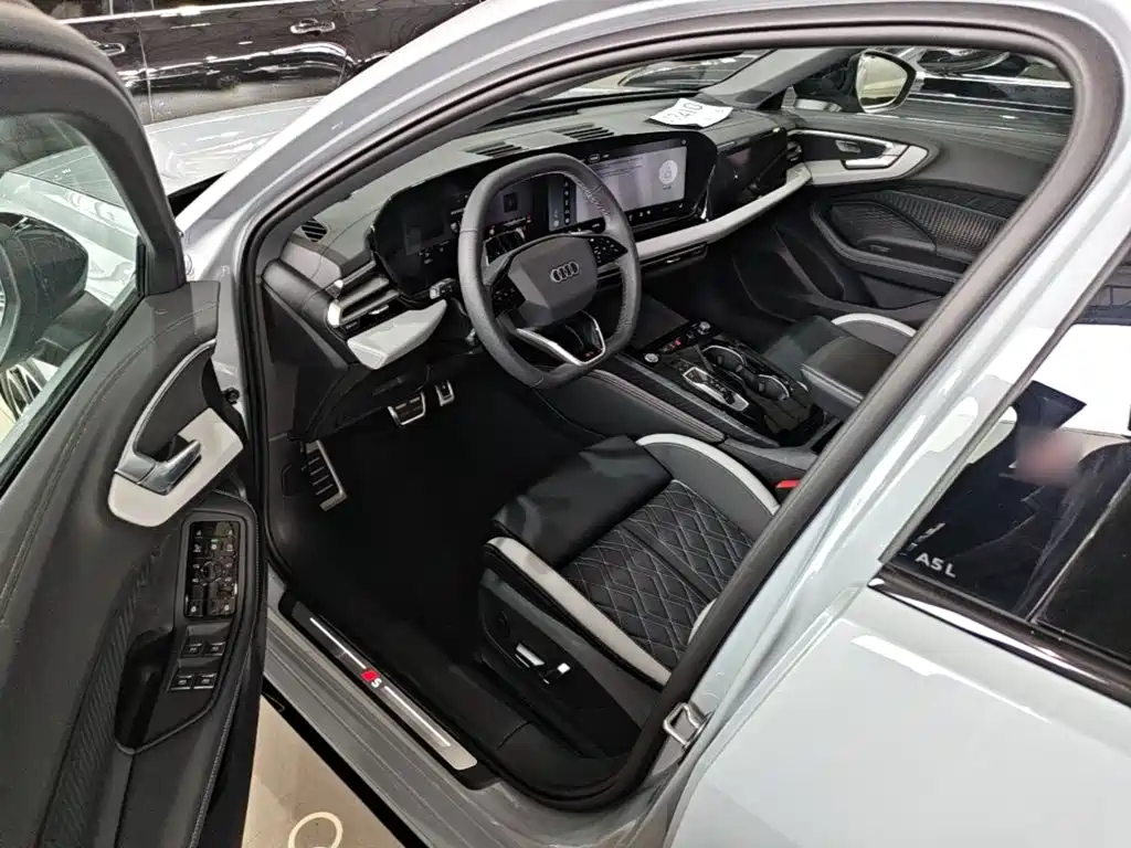 Audi A5L — миниатюра 16