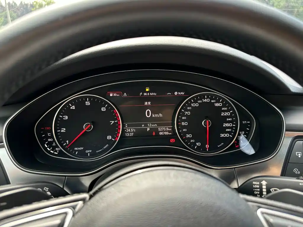 Audi A6L — миниатюра 11
