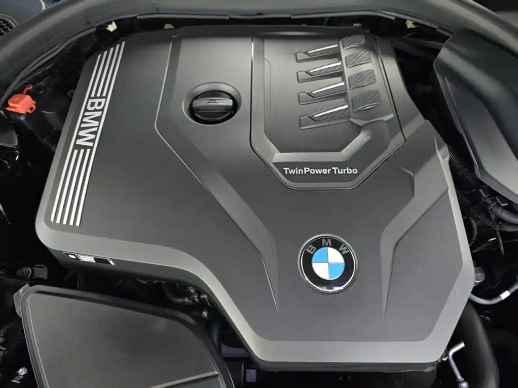 BMW 5 Series (Import) — миниатюра 16