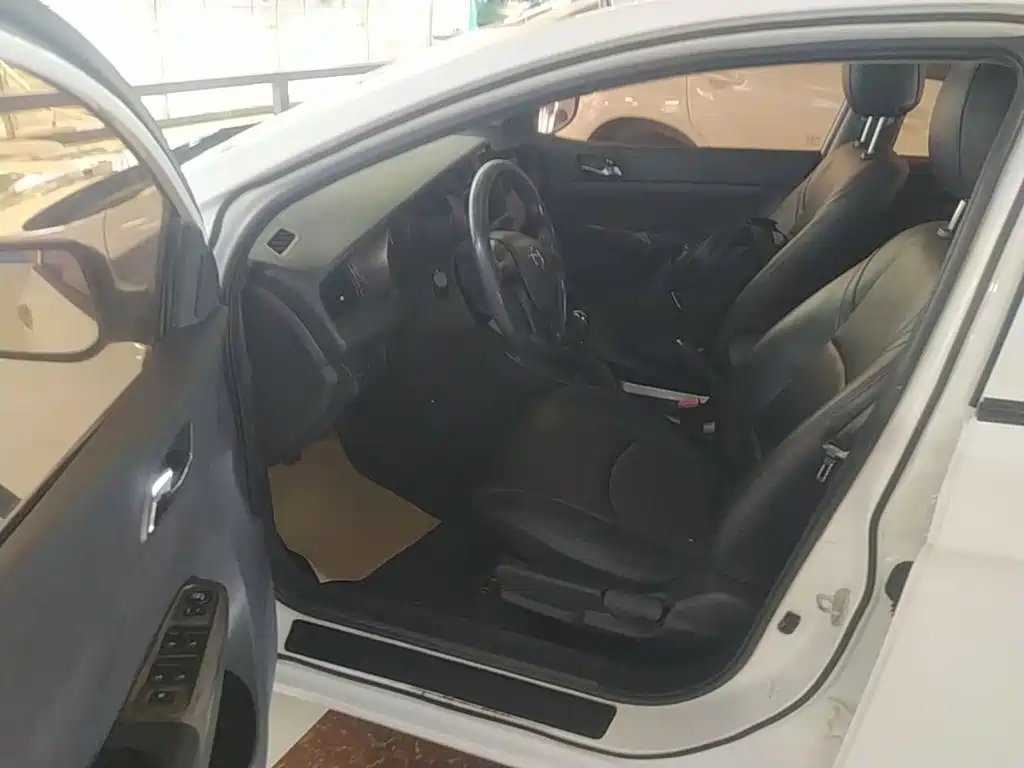 Haima Haima M3 — миниатюра 16