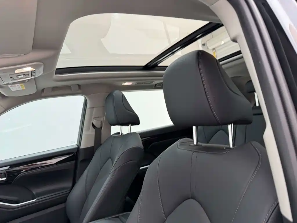 Toyota Highlander — миниатюра 22