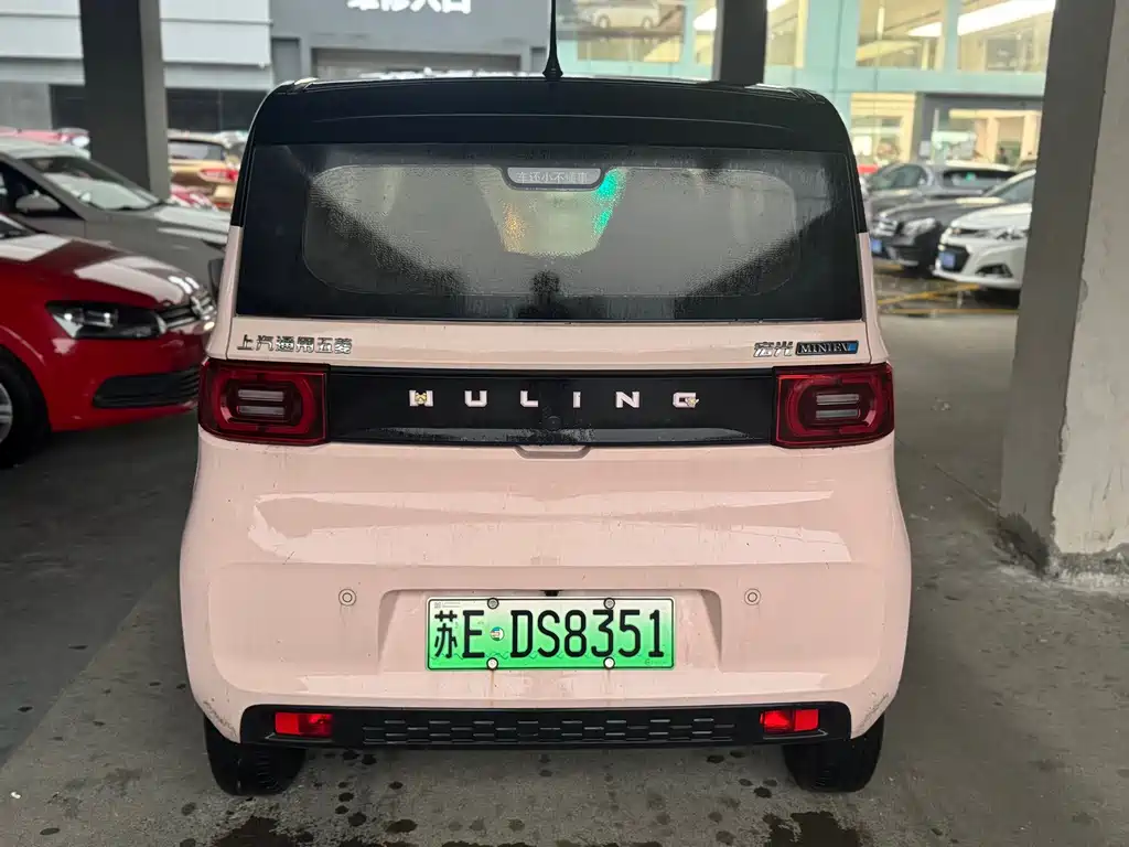 Wuling MINIEV — миниатюра 4
