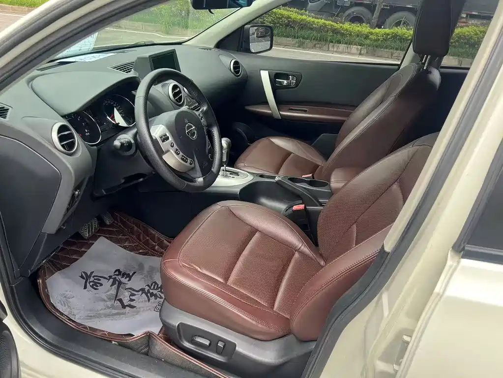 Nissan Qashqai — миниатюра 9