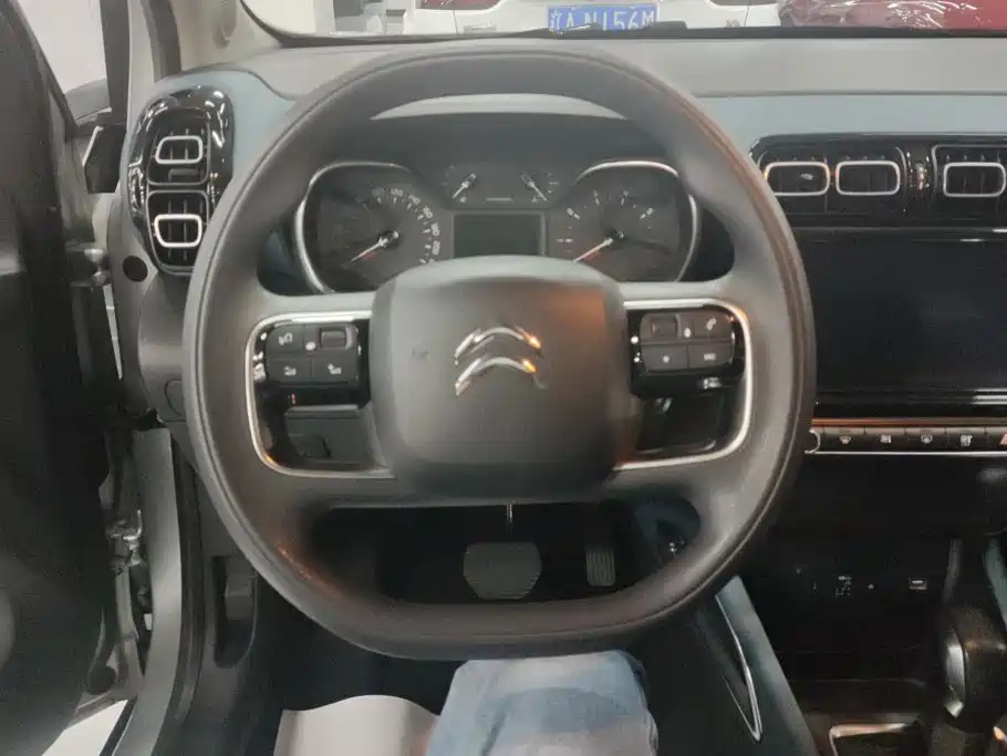 Citroen C4 Aircross — миниатюра 15
