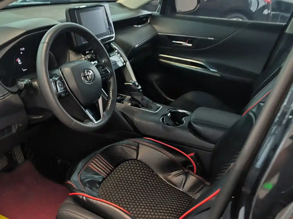 Toyota Harrier — миниатюра 8