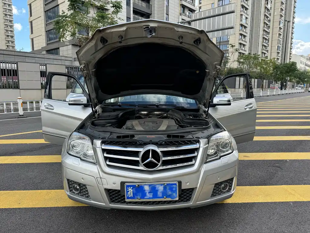 Mercedes-Benz GLK-Class (Import) — миниатюра 15