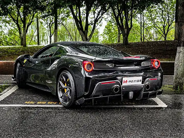 Ferrari 488 — миниатюра 6