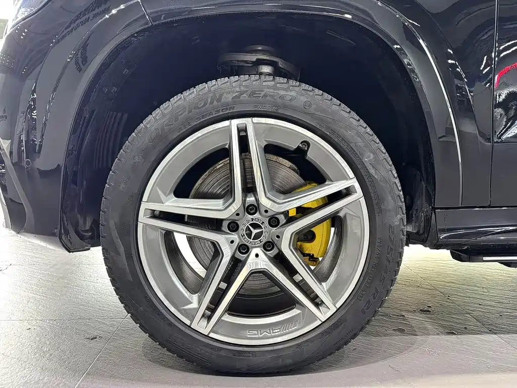 Mercedes-Benz GLS — миниатюра 3