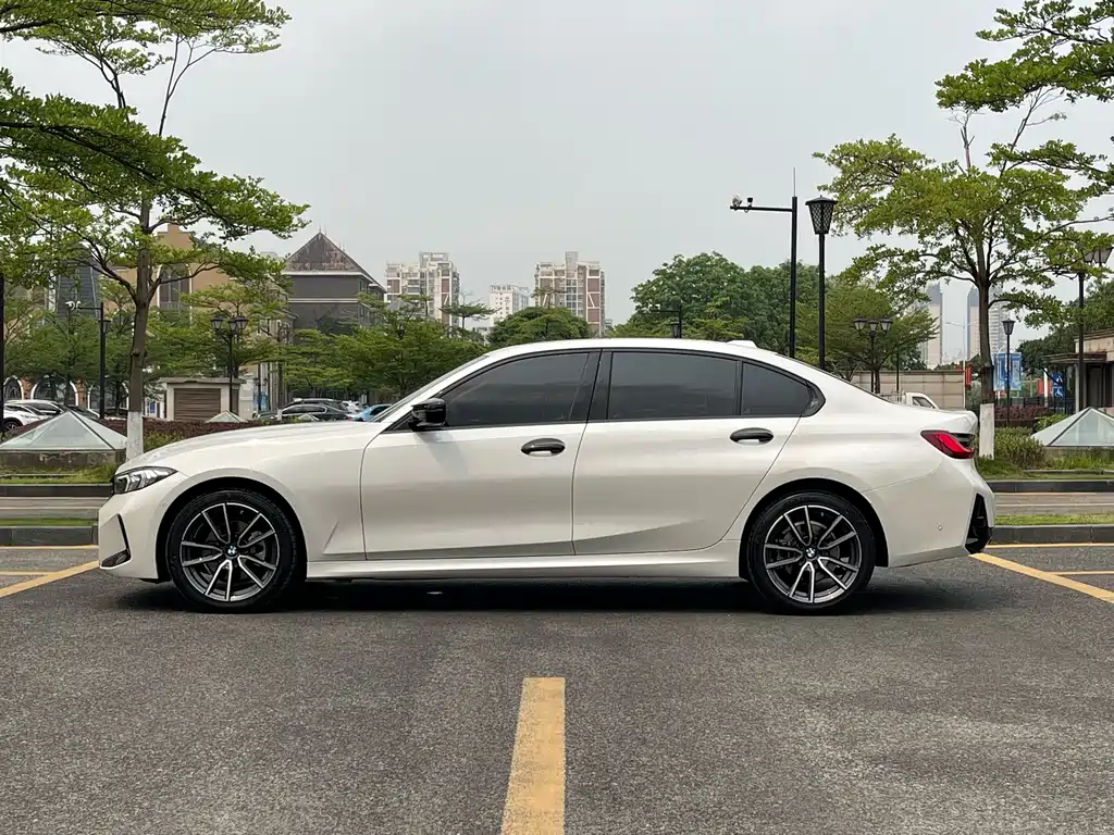 BMW 3 Series 3 2025 325Li M Sport