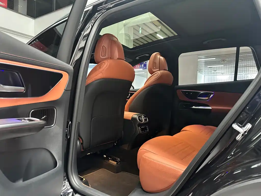 Mercedes-Benz GLC — миниатюра 11