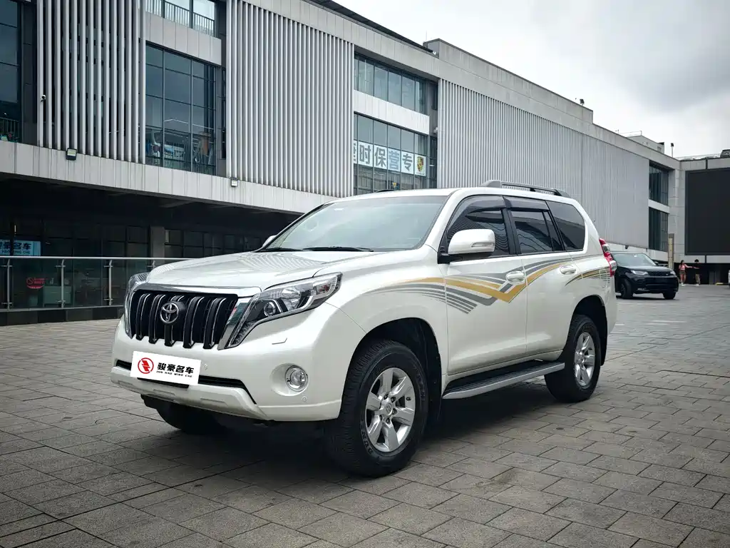 Toyota Prado 2016