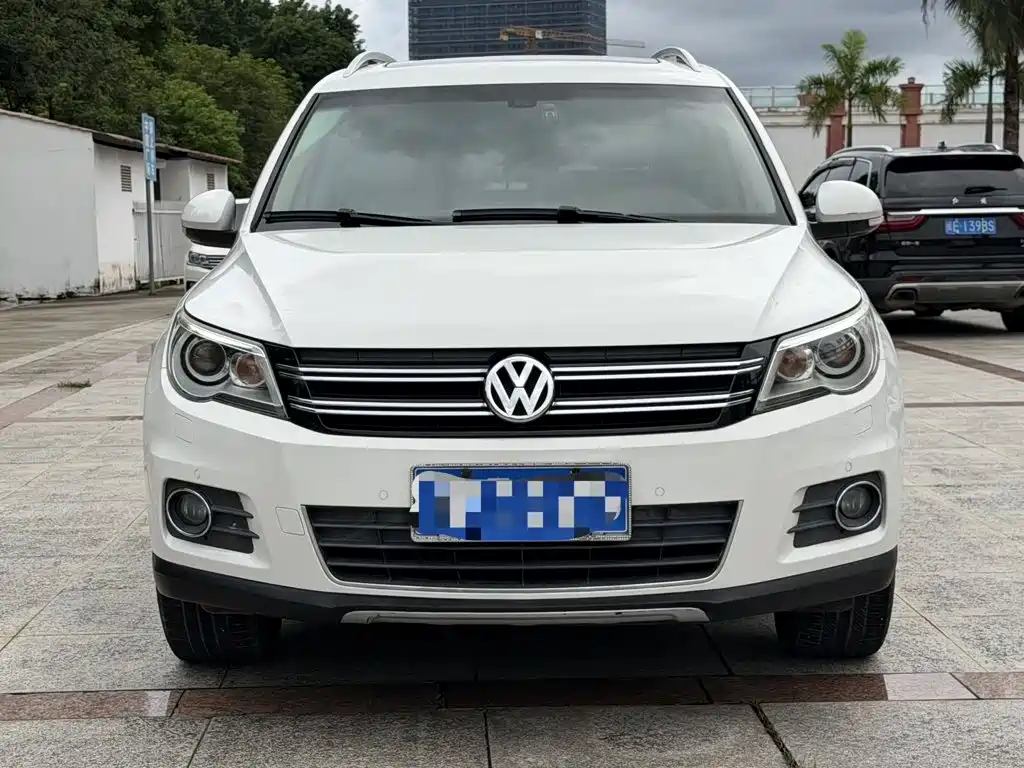 Volkswagen Tiguan — миниатюра 2