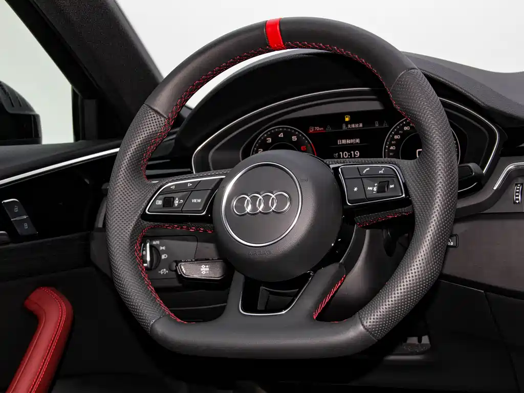 Audi A4L 2025 200 Enjoy 40 TFSI Luxury