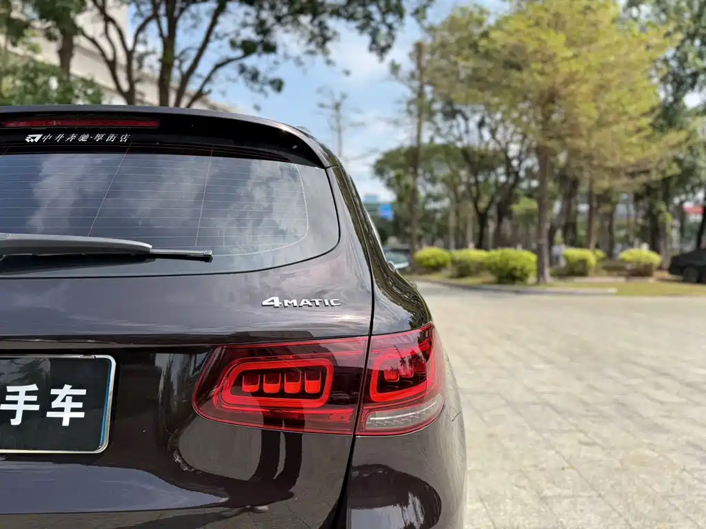 Mercedes-Benz GLC — миниатюра 16