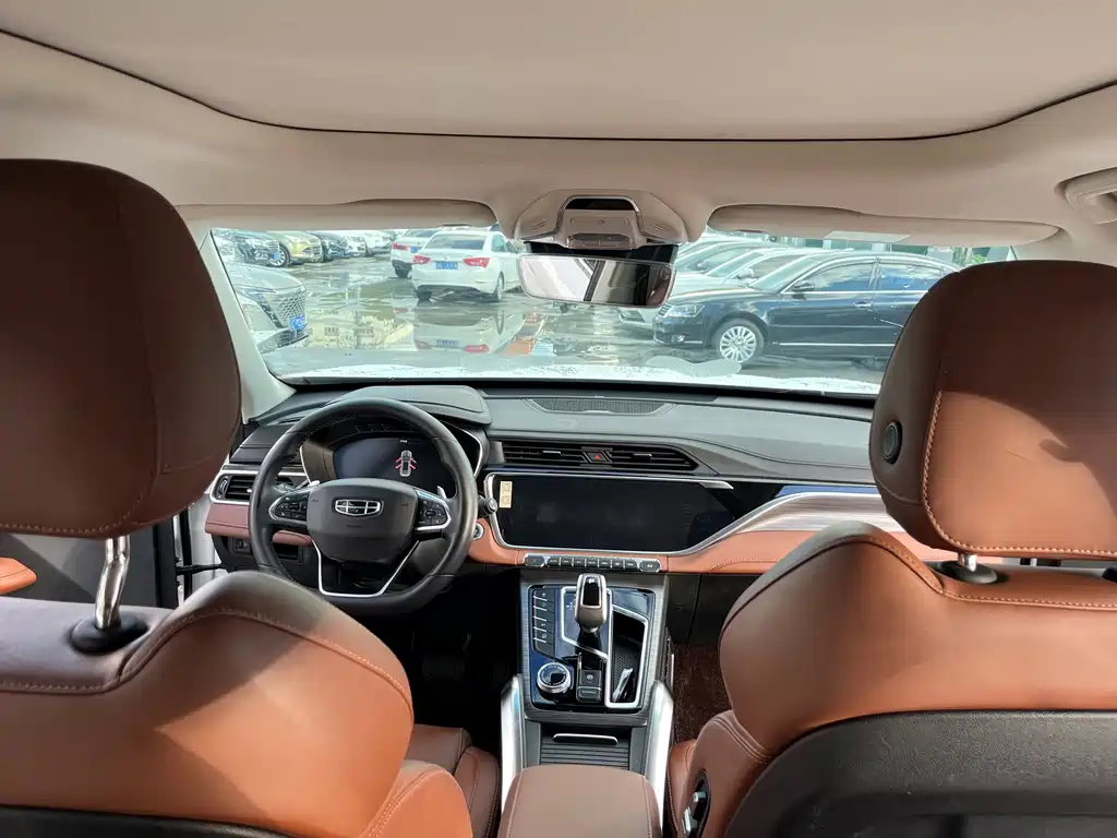 Geely Boyue — миниатюра 11