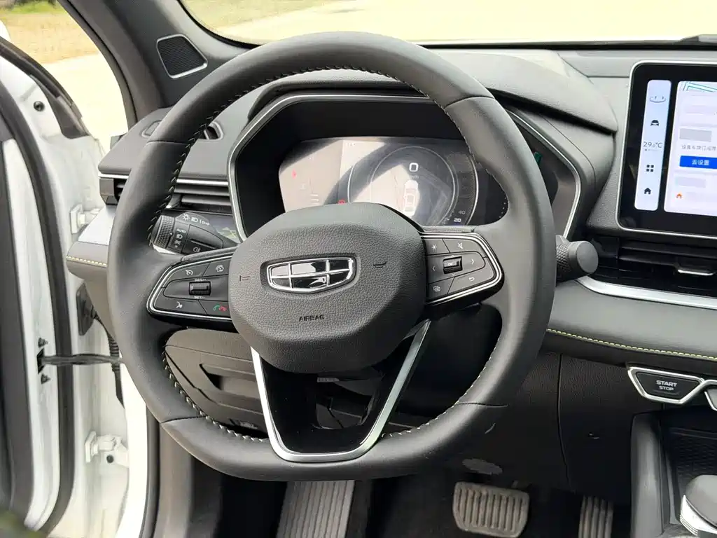 Geely Preface 2023 1.5TD