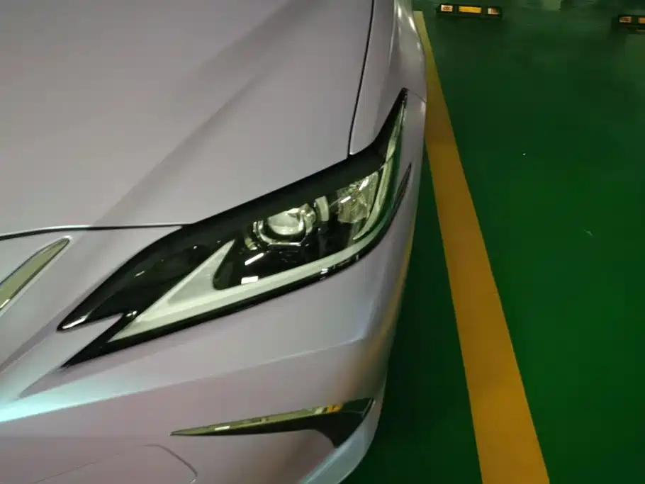 Lexus ES — миниатюра 5