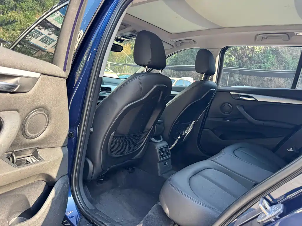 BMW X1 — миниатюра 17