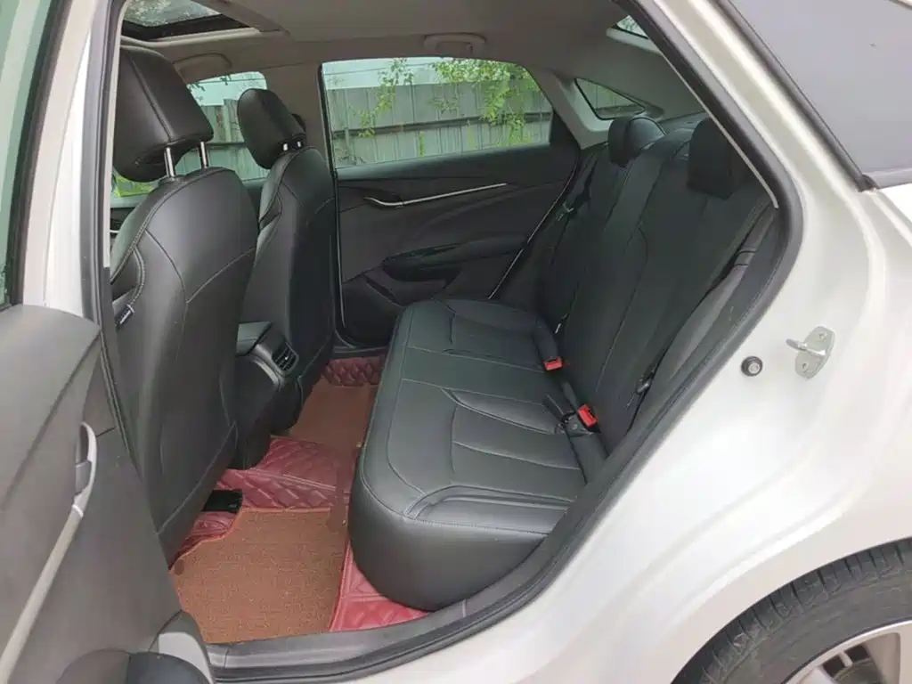 Buick Excelle — миниатюра 17