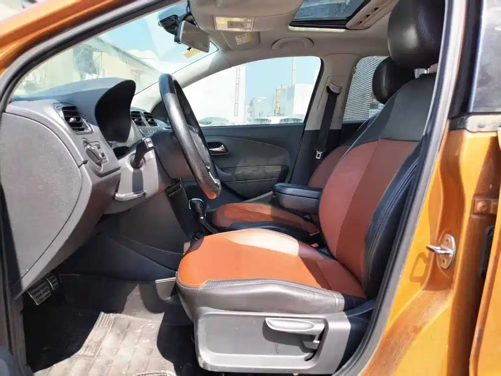 Volkswagen Polo — миниатюра 9
