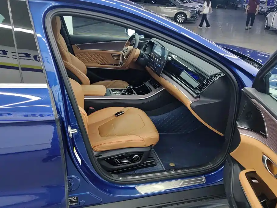 BYD Han — миниатюра 8