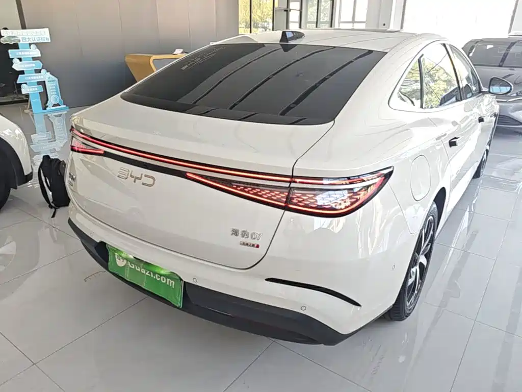 BYD Seal 07 DM-i — миниатюра 7