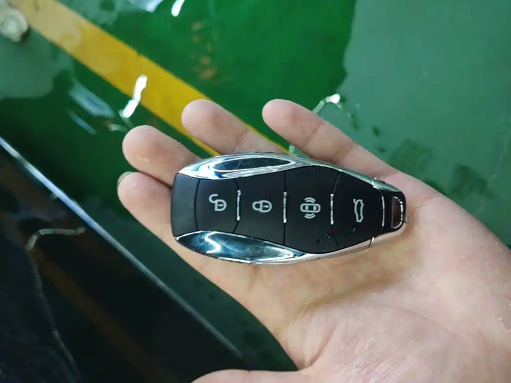 Hongqi Hongqi H5 — миниатюра 9