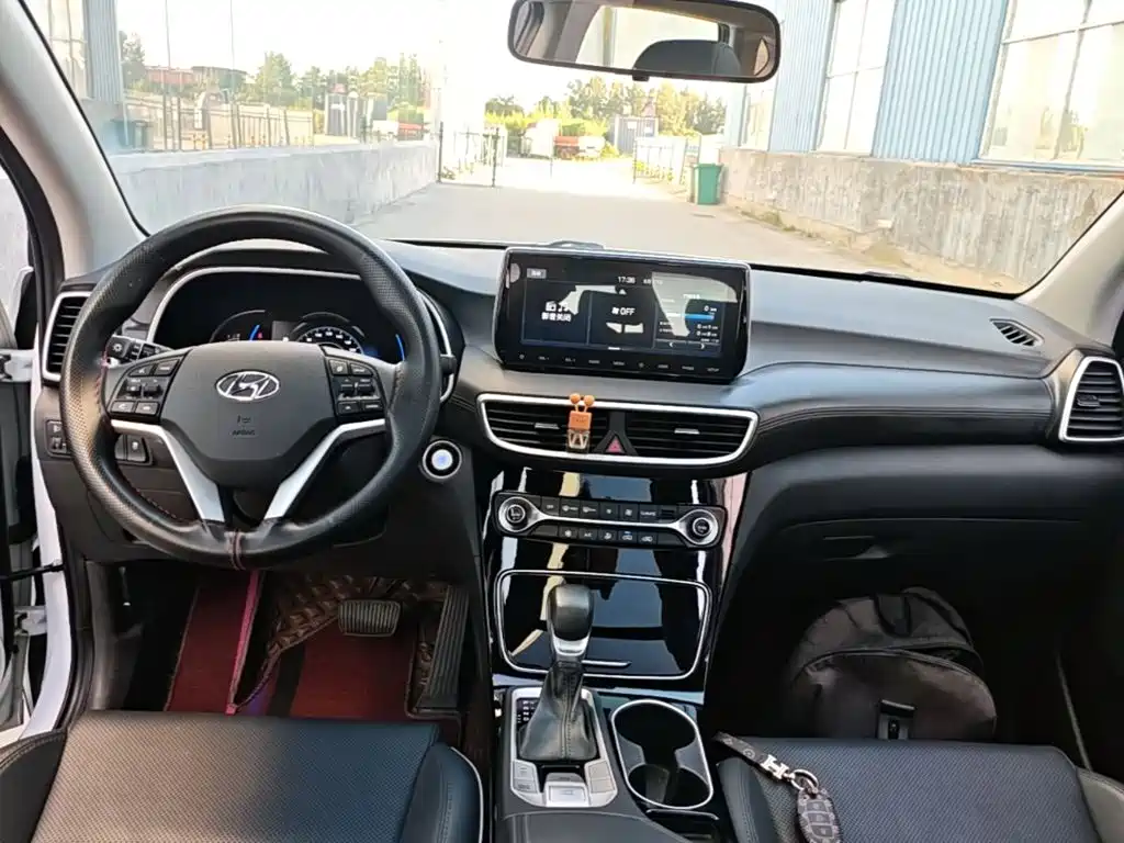 Hyundai Tucson — миниатюра 10
