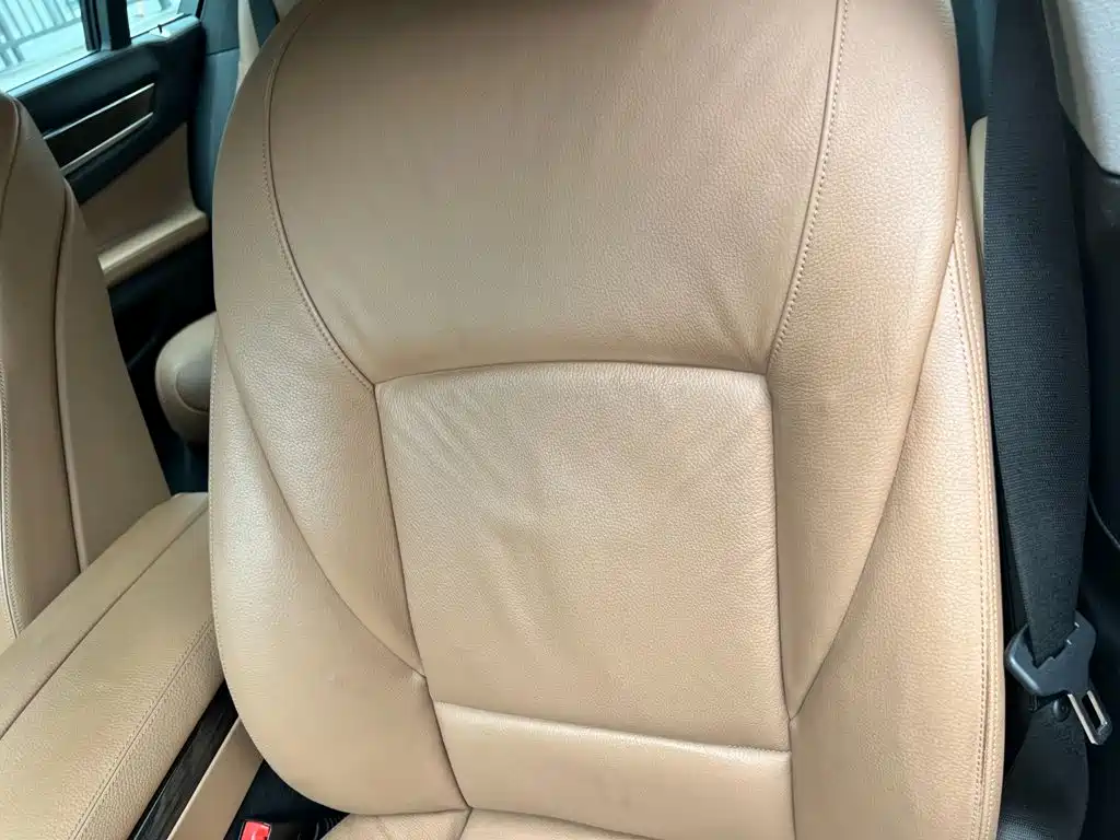 BMW 7 Series — миниатюра 14