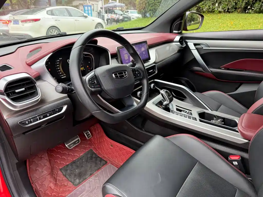 Geely Binyue — миниатюра 7